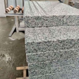 海口芝麻白楼梯踏步