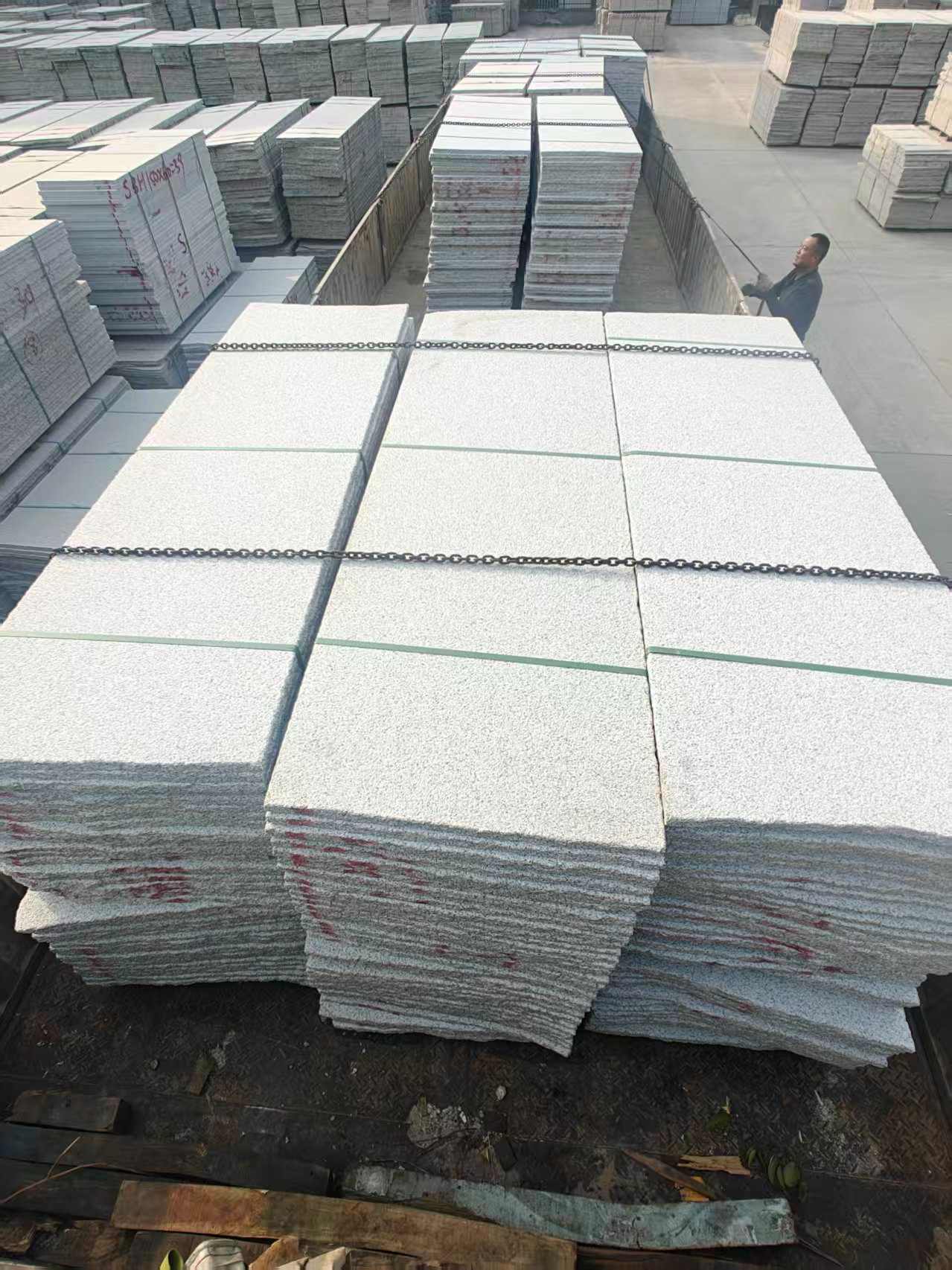 海口芝麻白毛板，石材毛板