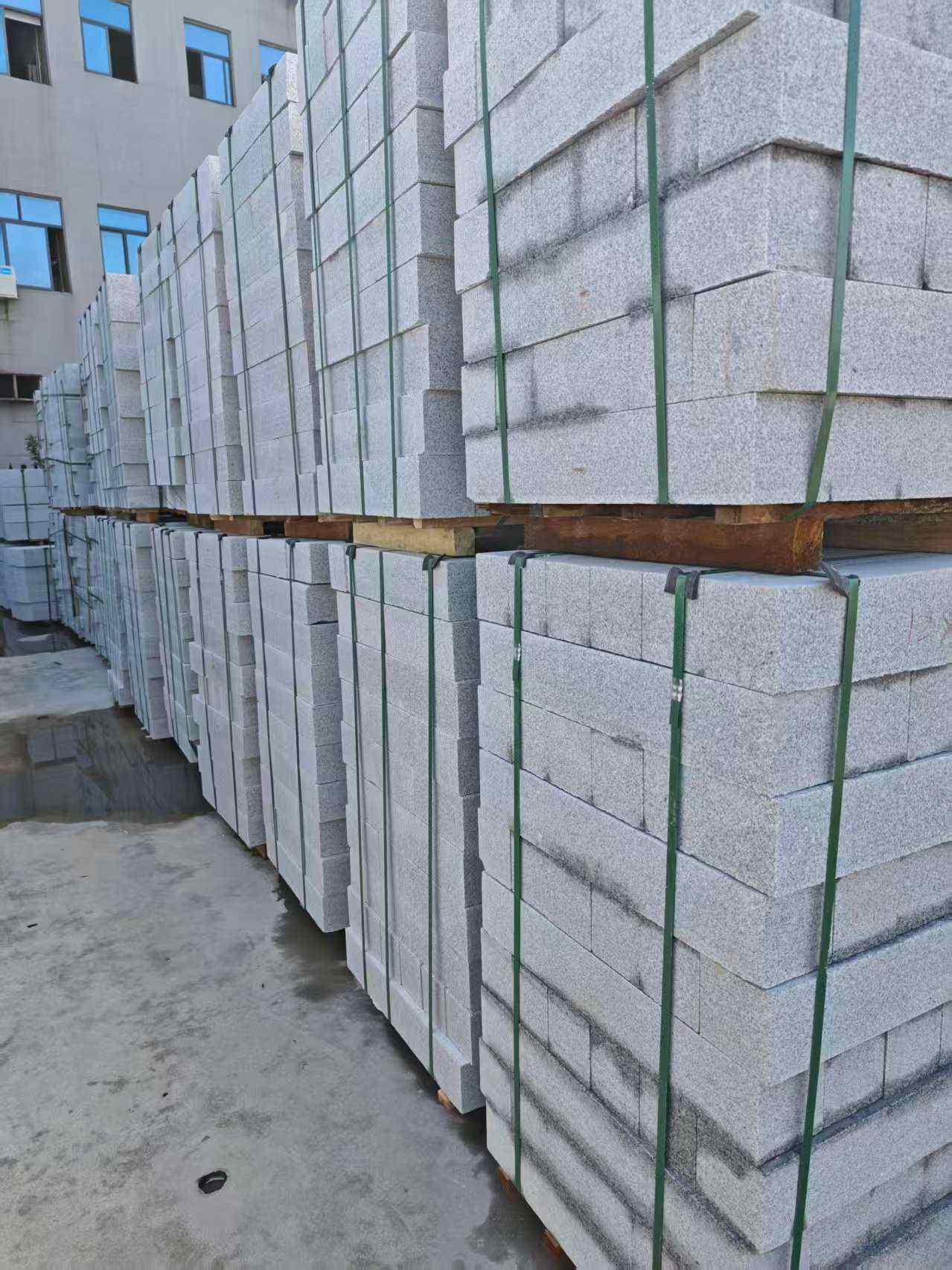 海口芝麻白路牙石，路侧石