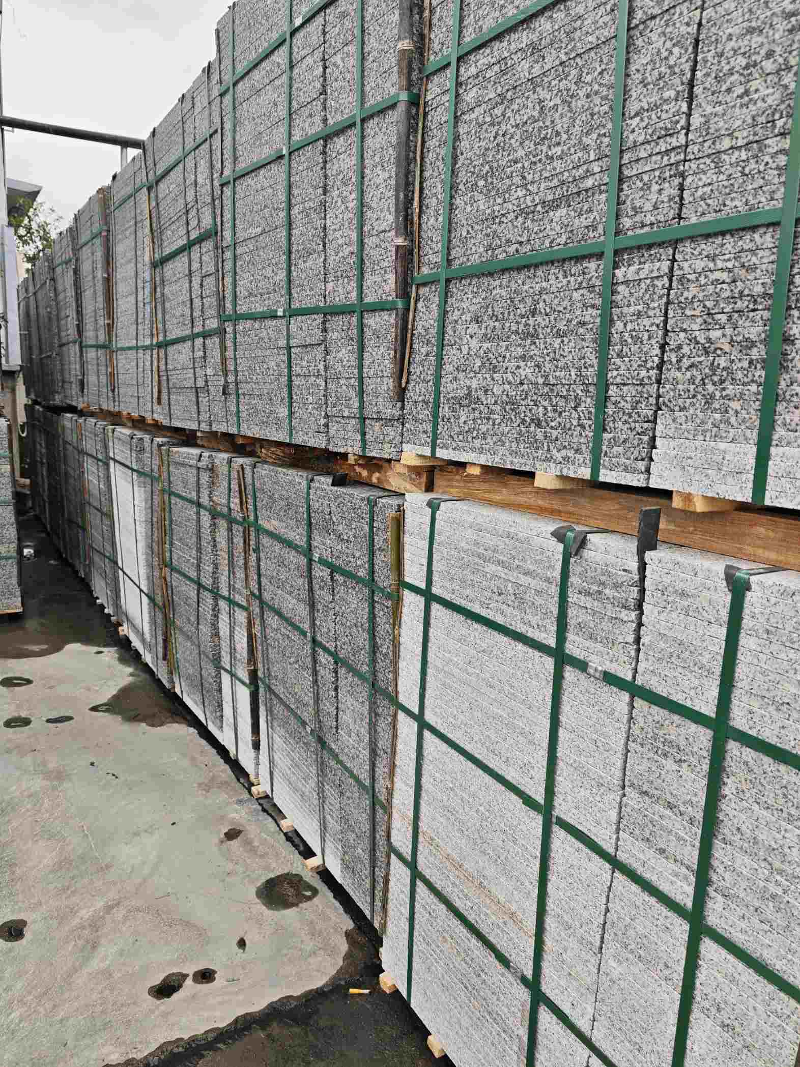 海口芙蓉白地铺石，石材地铺石