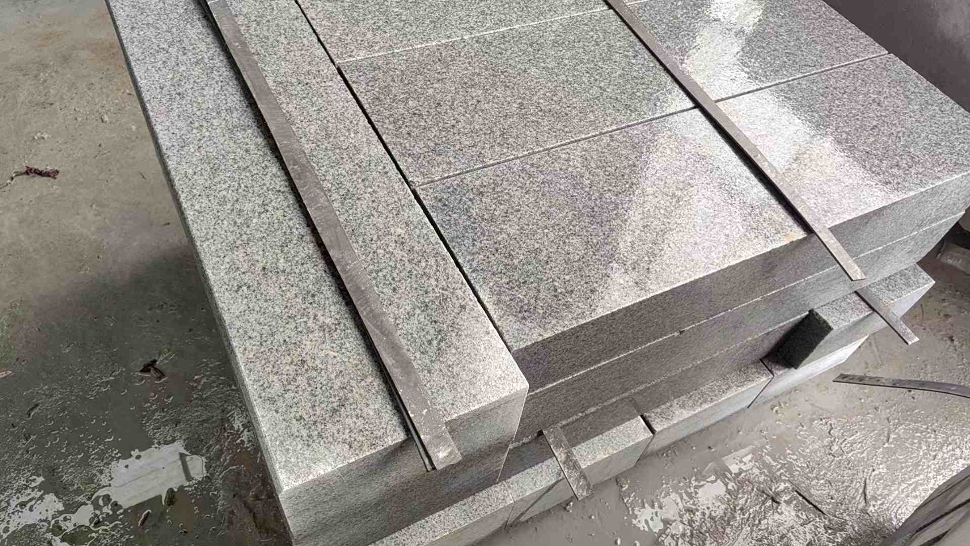 海口芝麻灰 芝麻白 路牙石 路侧石 马路牙子